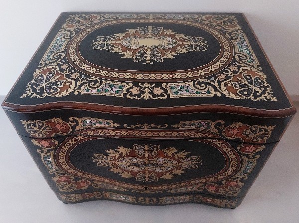 Restauratie marqueterie inlegwerk